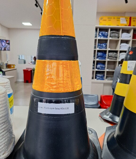 Cone 75 Cm com Faixa